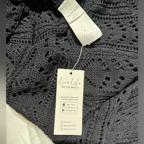 Black Open-Back Crochet Bathing Suit Dress Cover - Picture 4 of 4